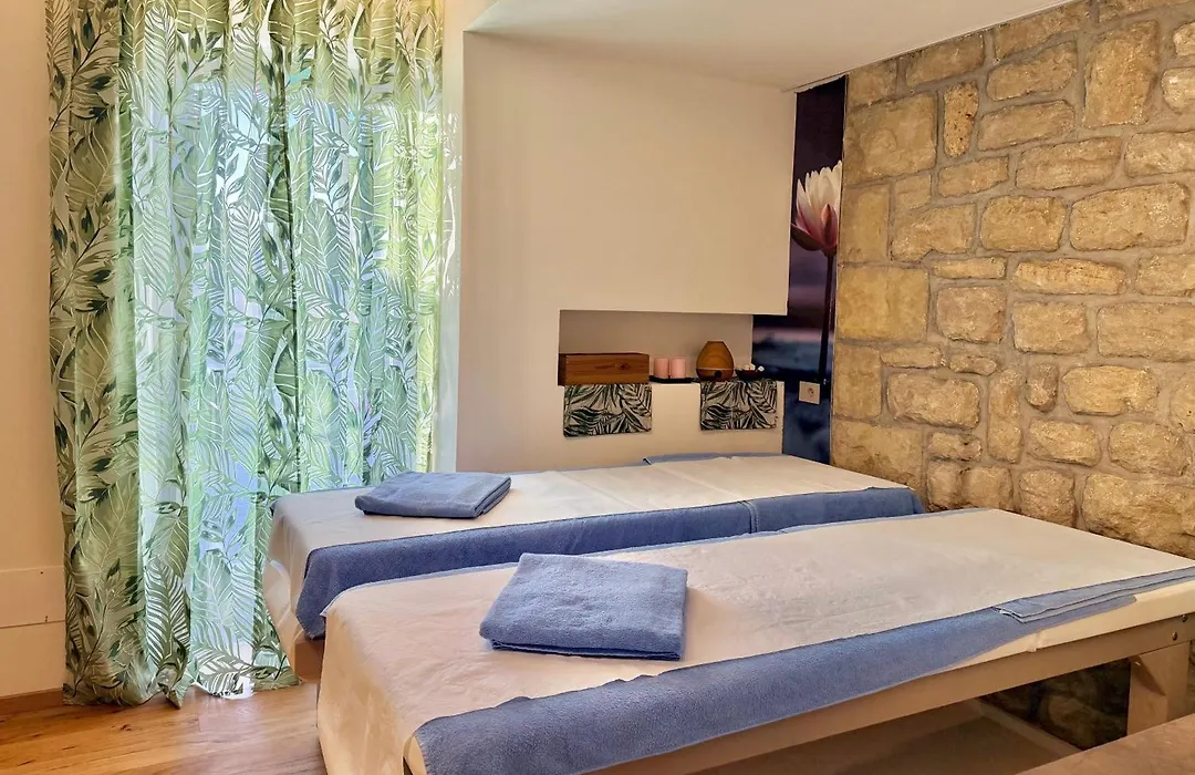 Hotel Joli-1
